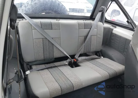 1990 Geo Tracker from USA, damaged, VIN 2CNBJ18U2L6227085